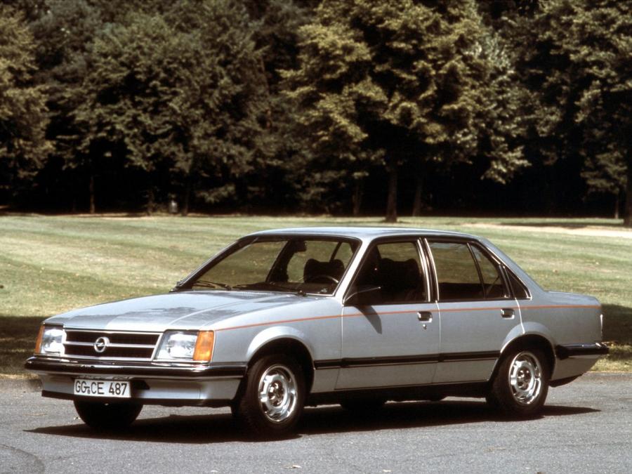  Opel Commodore (C) 1978 года  (фото 7 из 14)